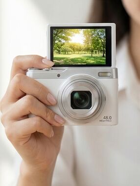 4K Flip Screen Digital Camera - Silver